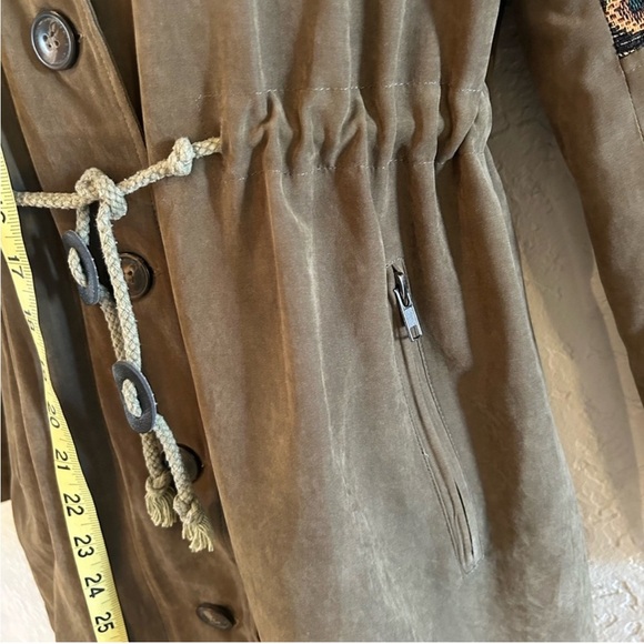 Olive green faux suede women's lined jacket with Aztec design size S - Picture 5 of 9